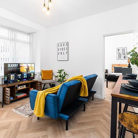 Cozy, Chic, And Convenient, 10 Mins To City Centre Birmingham Buitenkant foto